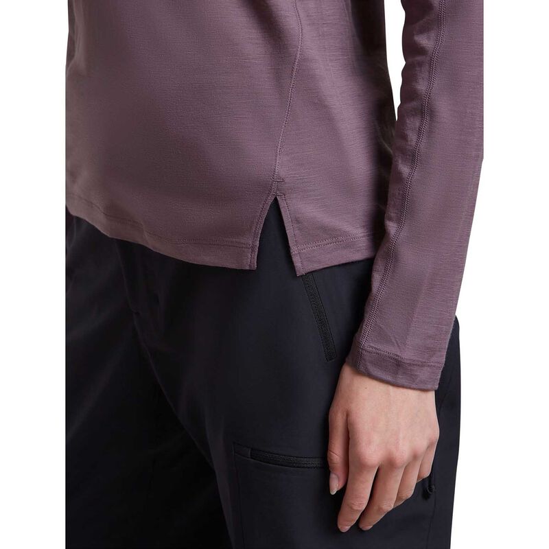 Icebreaker W 150 MerinoFine Ace LS Tee image number 2